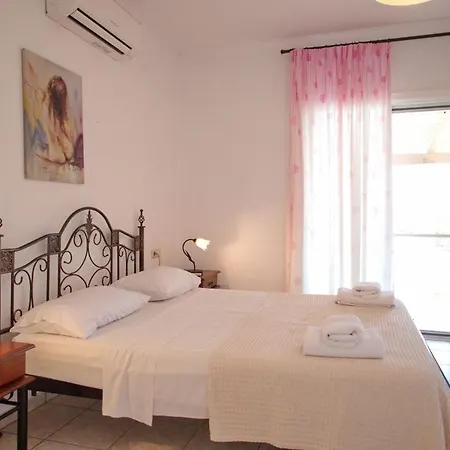 Kleismata Sleeps 6 With Pool Air Con And Wifi ヴィラ *
