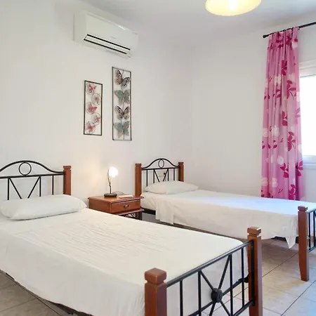 Kleismata Sleeps 6 With Pool Air Con And Wifi *
