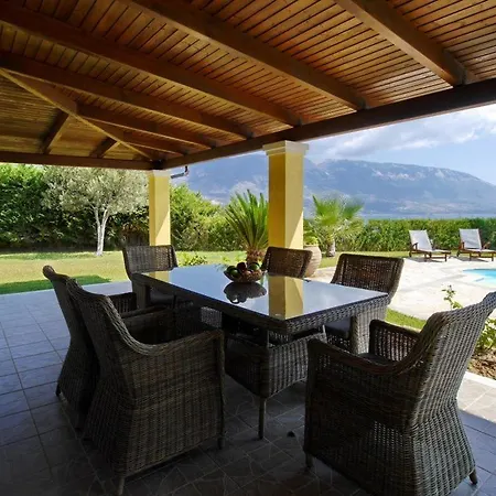 Kleismata Sleeps 6 With Pool Air Con And Wifi Klísmata