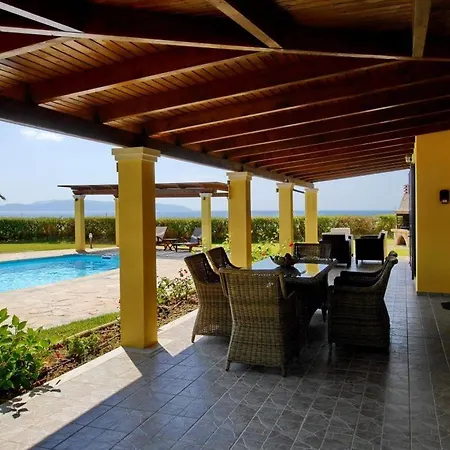 Kleismata Sleeps 6 With Pool Air Con And Wifi ヴィラ